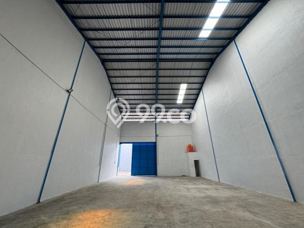 FOR RENT! Gudang di Daan Mogot Cocok untuk Bisnis 288m2 FOR RENT! Gudang di Daan Mogot Cocok untuk Bisnis 288m2