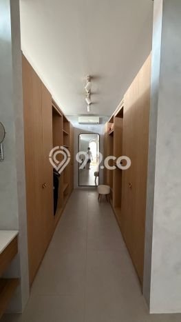 Jual Rumah Luas Megah Dengan View Eksklusif di Kembangan Baru, Jakarta Barat Jual Rumah Luas Megah Dengan View Eksklusif di Kembangan Baru, Jakarta Barat