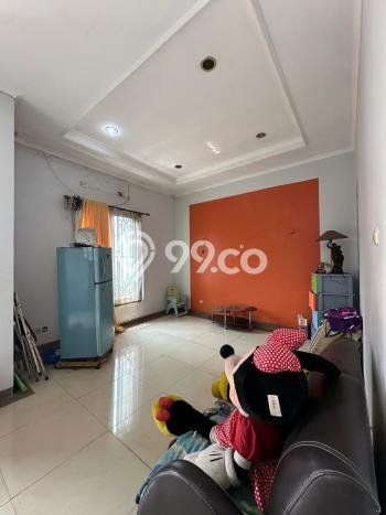 For Sale! Luxury House LT 135m2 Desain Elegan di Tomang For Sale! Luxury House LT 135m2 Desain Elegan di Tomang