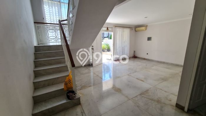 GOOD DEAL! Rumah Strategis di Muara Karang, Luas 200m² Bangunan 200m² GOOD DEAL! Rumah Strategis di Muara Karang, Luas 200m² Bangunan 200m²