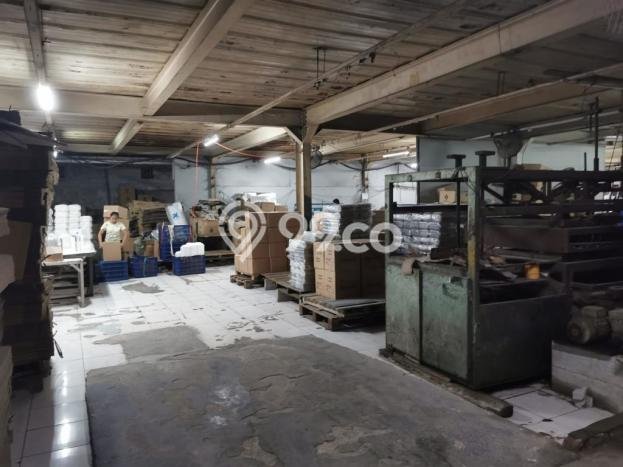 Unit Gudang Dijual di Jakarta Barat LT 2245m2 & LB 3000m2 Unit Gudang Dijual di Jakarta Barat LT 2245m2 & LB 3000m2