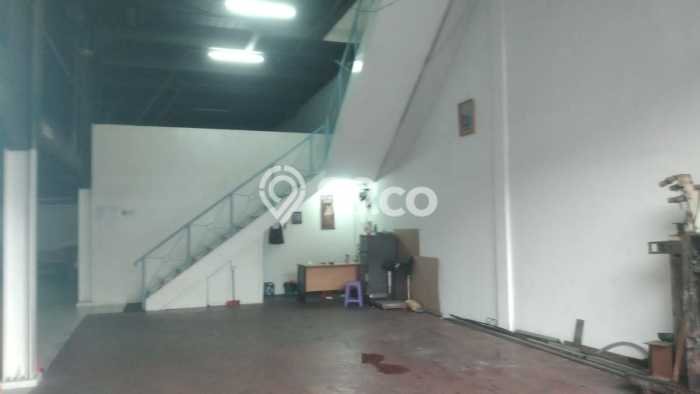 Gudang Dijual di Prime Area Jakarta Barat Luas 1000m2 Gudang Dijual di Prime Area Jakarta Barat Luas 1000m2