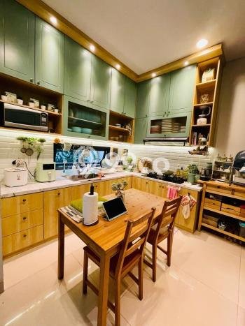 Rumah Mewah LB 250m2 Siap Pakai Desain Elegan di BSD Eminent, Tangerang Rumah Mewah LB 250m2 Siap Pakai Desain Elegan di BSD Eminent, Tangerang