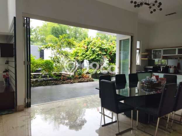 Rumah Elit Modern Tanpa Renovasi di BSD Tangerang Rumah Elit Modern Tanpa Renovasi di BSD Tangerang