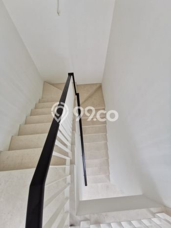 Rumah Disewakan Jakarta Barat LT 200m2 LB 144m2 Area Metland Puri Rumah Disewakan Jakarta Barat LT 200m2 LB 144m2 Area Metland Puri