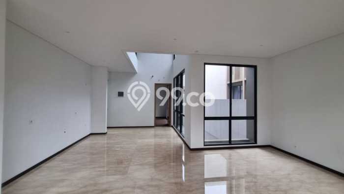 Ready to Use! Luxury House LT 136m2 Desain Elegan di BSD City Ready to Use! Luxury House LT 136m2 Desain Elegan di BSD City