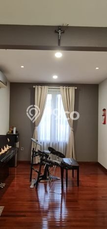 For Sale! Luxury House LT 252m2 Desain Elegan di Pantai Indah Kapuk For Sale! Luxury House LT 252m2 Desain Elegan di Pantai Indah Kapuk