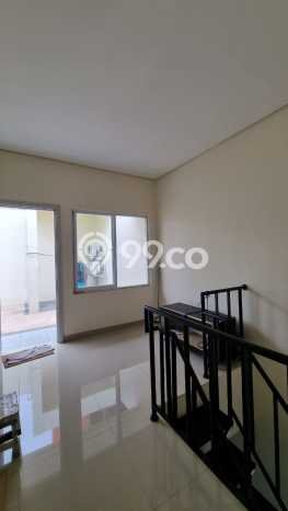 PROPERTI PILIHAN! Rumah Nyaman area Green Lake City, Luas 144m² LB 300m² PROPERTI PILIHAN! Rumah Nyaman area Green Lake City, Luas 144m² LB 300m²