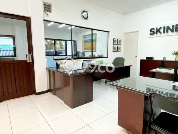 Hunian Mewah LB 1350m2 Siap Pakai Desain Elegan di Tamansari, Jakarta Barat Hunian Mewah LB 1350m2 Siap Pakai Desain Elegan di Tamansari, Jakarta Barat