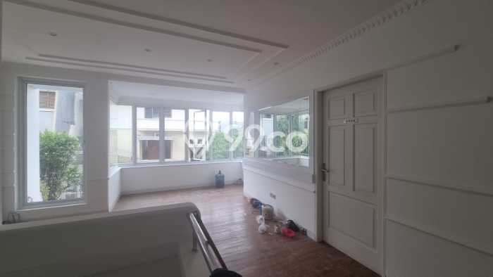 Rumah Luxury Modern Tanpa Renovasi di Permata Buana Jakarta Barat Rumah Luxury Modern Tanpa Renovasi di Permata Buana Jakarta Barat