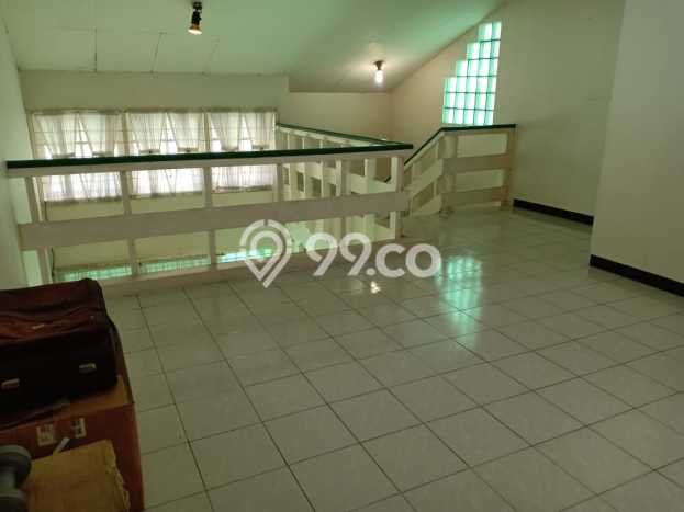 Dijual Rumah Luas Megah Dengan View Eksklusif di Intercon, Jakarta Barat Dijual Rumah Luas Megah Dengan View Eksklusif di Intercon, Jakarta Barat