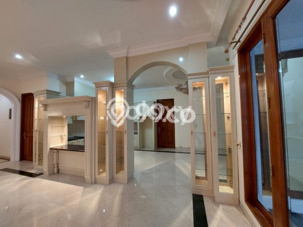 Dijual Rumah Mewah Exclusive di Kebayoran Lama, Jakarta Selatan Dijual Rumah Mewah Exclusive di Kebayoran Lama, Jakarta Selatan