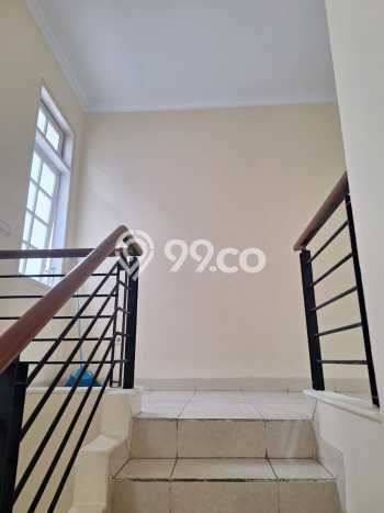 Jarang Ada! Rumah Sewa 3 Kamar Nyaman Siap Huni BSD City Jarang Ada! Rumah Sewa 3 Kamar Nyaman Siap Huni BSD City