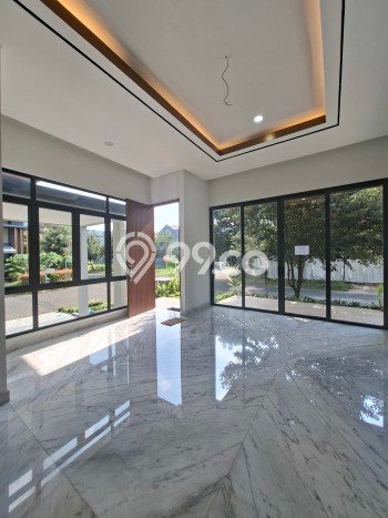 Rumah Elit LB 428m2 Siap Pakai Desain Elegan di BSD City, Tangerang Rumah Elit LB 428m2 Siap Pakai Desain Elegan di BSD City, Tangerang