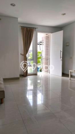 Rumah Modern 3 KT di BSD The Savia Tangerang Full Furnished Rumah Modern 3 KT di BSD The Savia Tangerang Full Furnished