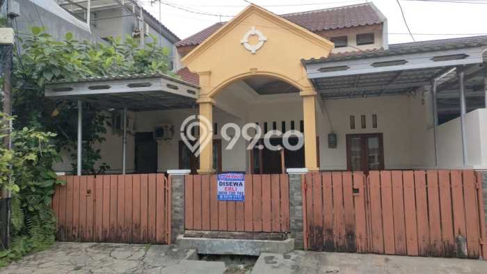 Rumah sewa siap huni 5 Kamar Tidur di BSD, Tangerang Rumah sewa siap huni 5 Kamar Tidur di BSD, Tangerang
