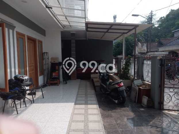 Ready to Use! Luxury House LT 240m2 Desain Modern di BSD Nusaloka Ready to Use! Luxury House LT 240m2 Desain Modern di BSD Nusaloka