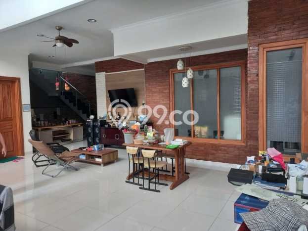 Ready to Use! Luxury House LT 240m2 Desain Modern di BSD Nusaloka Ready to Use! Luxury House LT 240m2 Desain Modern di BSD Nusaloka