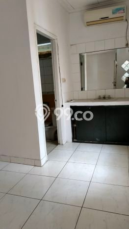 Rumah Minimalis 4 KT di BSD City Tangerang Semi Furnished Rumah Minimalis 4 KT di BSD City Tangerang Semi Furnished