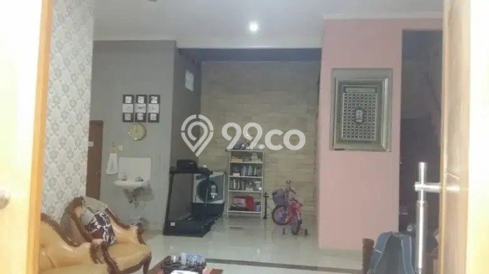 Jual Rumah Luas Elegan Dengan View Cantik di Pondok Kelapa, Jakarta Timur Jual Rumah Luas Elegan Dengan View Cantik di Pondok Kelapa, Jakarta Timur