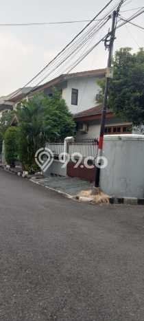 Rumah Elit LB 290m2 Siap Huni Desain Elegan di Pondok Kelapa, Jakarta Timur Rumah Elit LB 290m2 Siap Huni Desain Elegan di Pondok Kelapa, Jakarta Timur