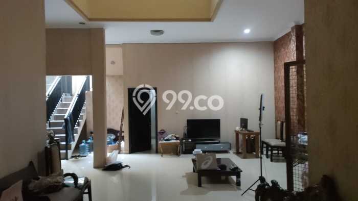 Dijual Rumah Premium dengan Fasilitas Sekitar Lengkap di Duren Sawit, Jakarta Timur Dijual Rumah Premium dengan Fasilitas Sekitar Lengkap di Duren Sawit, Jakarta Timur