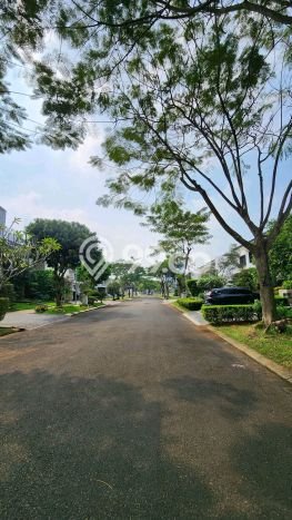 Tanah Dijual Lokasi Strategis di Tangerang dengan Luas 611m2 Tanah Dijual Lokasi Strategis di Tangerang dengan Luas 611m2