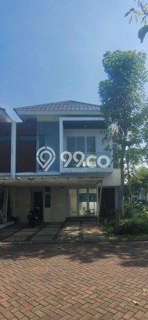 Rumah Premium di Green Lake City, 3 KM, Area Tenang, Luas 120m² Bangunan 165m² Rumah Premium di Green Lake City, 3 KM, Area Tenang, Luas 120m² Bangunan 165m²