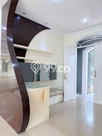 Rumah Elit Modern Siap Huni di Pantai Indah Kapuk Jakarta Utara Rumah Elit Modern Siap Huni di Pantai Indah Kapuk Jakarta Utara