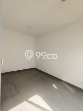 Rumah Premium di Green Lake City, 3 KM, Area Tenang, Luas 120m² Bangunan 165m² Rumah Premium di Green Lake City, 3 KM, Area Tenang, Luas 120m² Bangunan 165m²