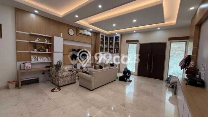 Rumah Elit Modern Tanpa Renovasi di Pantai Indah Kapuk Jakarta Utara Rumah Elit Modern Tanpa Renovasi di Pantai Indah Kapuk Jakarta Utara