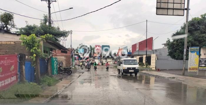 Kavling Tanah Lokasi Strategis di Cisauk, Tangerang Disewakan 2000m2 Kavling Tanah Lokasi Strategis di Cisauk, Tangerang Disewakan 2000m2