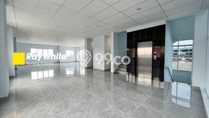 Rumah Eksklusif Best Location di Jakarta Timur, DKI Jakarta Rumah Eksklusif Best Location di Jakarta Timur, DKI Jakarta
