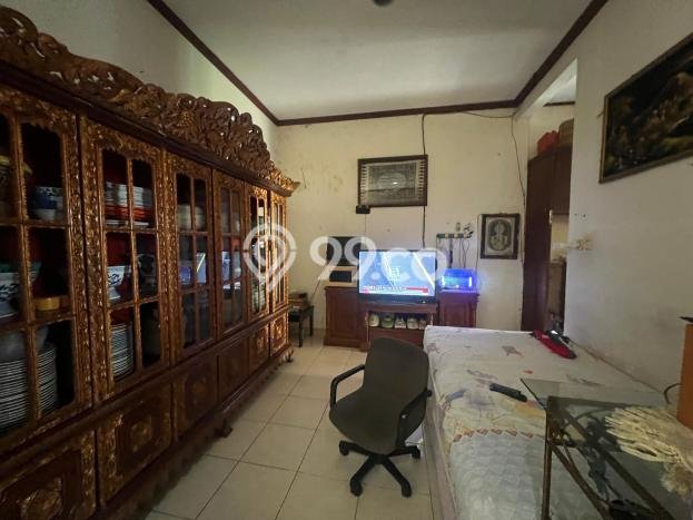 Rumah Eksklusif Dijual LT 300m2 di Cinere, Depok Rumah Eksklusif Dijual LT 300m2 di Cinere, Depok