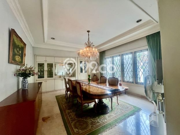 Dijual Hunian Mewah dengan Fasilitas Sekitar Lengkap di Kebayoran Baru, Jakarta Selatan Dijual Hunian Mewah dengan Fasilitas Sekitar Lengkap di Kebayoran Baru, Jakarta Selatan