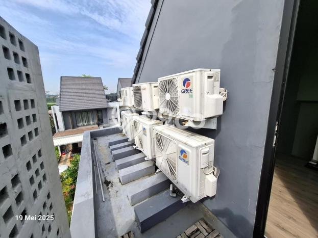 Dijual Rumah Premium dengan Fasilitas Sekitar Komplit di Cakung, Jakarta Timur Dijual Rumah Premium dengan Fasilitas Sekitar Komplit di Cakung, Jakarta Timur