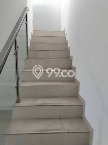 Hunian Elit LB 480m2 Siap Huni Desain Elegan di Pulomas, Jakarta Timur Hunian Elit LB 480m2 Siap Huni Desain Elegan di Pulomas, Jakarta Timur