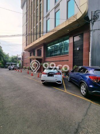 Lokasi Strategis! Dijual Kantor Bisnis di Kebayoran Baru, Jakarta Selatan Kondisi Baik Lokasi Strategis! Dijual Kantor Bisnis di Kebayoran Baru, Jakarta Selatan Kondisi Baik