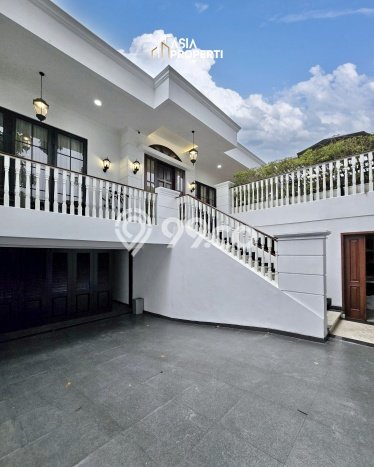 Hunian Eksklusif Dijual LT 400m2 di Kebayoran Baru, Jakarta Selatan Hunian Eksklusif Dijual LT 400m2 di Kebayoran Baru, Jakarta Selatan
