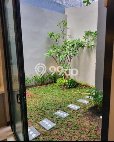 Rumah Luxury Modern Siap Huni di BSD Tangerang Rumah Luxury Modern Siap Huni di BSD Tangerang