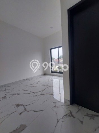 Dijual Rumah Mewah Elegan Dengan View Eksklusif di BSD Griya Loka, Tangerang Dijual Rumah Mewah Elegan Dengan View Eksklusif di BSD Griya Loka, Tangerang