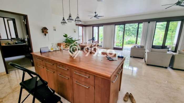 For Sale Rumah Elit Exclusive di BSD, Tangerang Selatan For Sale Rumah Elit Exclusive di BSD, Tangerang Selatan