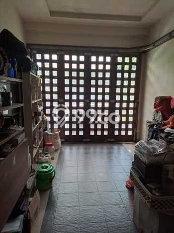 Rumah Elit Modern Tanpa Renovasi di Bintaro Tangerang Selatan Rumah Elit Modern Tanpa Renovasi di Bintaro Tangerang Selatan