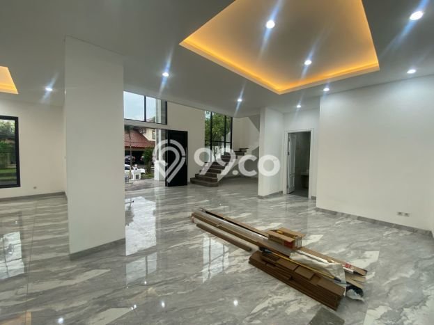 Dijual Rumah Luas Megah Dengan View Cantik di Bintaro, Tangerang Selatan Dijual Rumah Luas Megah Dengan View Cantik di Bintaro, Tangerang Selatan