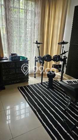 Rumah Mewah LB 350m2 Siap Pakai Desain Elegan di Bintaro, Tangerang Selatan Rumah Mewah LB 350m2 Siap Pakai Desain Elegan di Bintaro, Tangerang Selatan