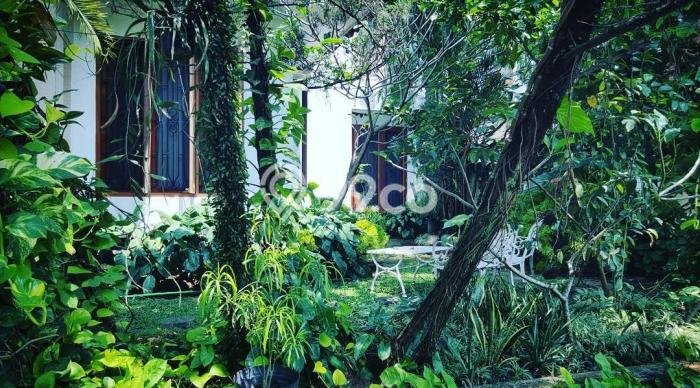 Rumah LT 323m2m² Dekat dengan Akses Transportasi, Tangerang Selatan - Lokasi Strategis Rumah LT 323m2m² Dekat dengan Akses Transportasi, Tangerang Selatan - Lokasi Strategis