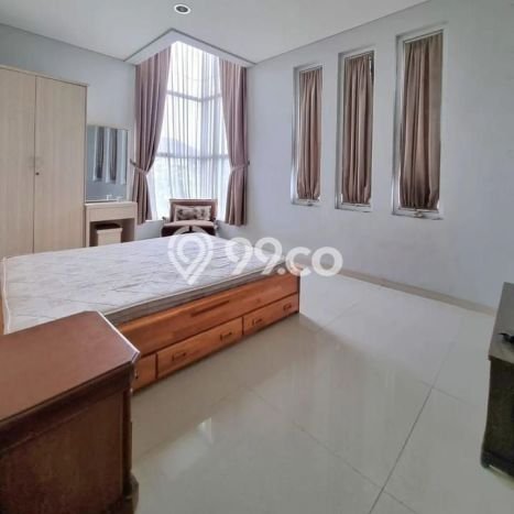 Kesempatan Langka Memiliki Rumah LT 204m² / LB 350m² di Kawasan Bisnis Bintaro, Tangerang Selatan Kesempatan Langka Memiliki Rumah LT 204m² / LB 350m² di Kawasan Bisnis Bintaro, Tangerang Selatan