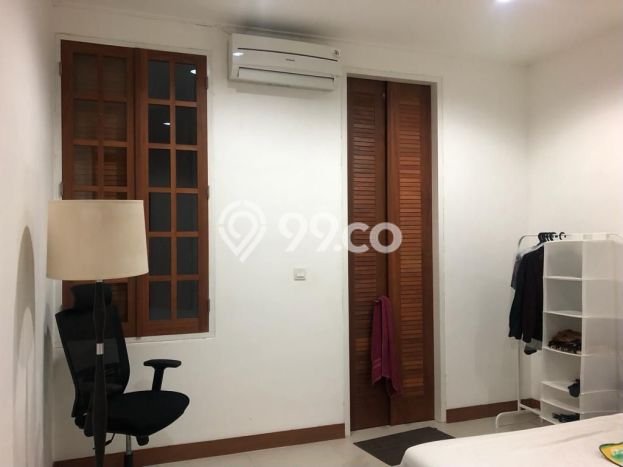 Rumah Elit LB 143m2 Siap Pakai Desain Elegan di Rempoa, Tangerang Rumah Elit LB 143m2 Siap Pakai Desain Elegan di Rempoa, Tangerang