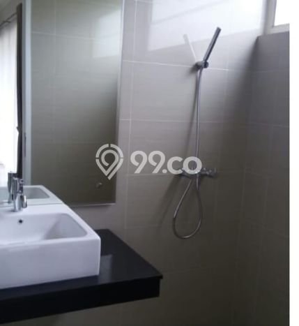 Rumah kawasan Bintaro, 4 KT, View Kota, Luas 204m² Bangunan 216m² Rumah kawasan Bintaro, 4 KT, View Kota, Luas 204m² Bangunan 216m²