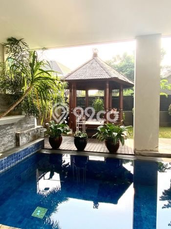 Rumah di Cilandak, Akses ke Fasilitas, LT 330m² Rumah di Cilandak, Akses ke Fasilitas, LT 330m²